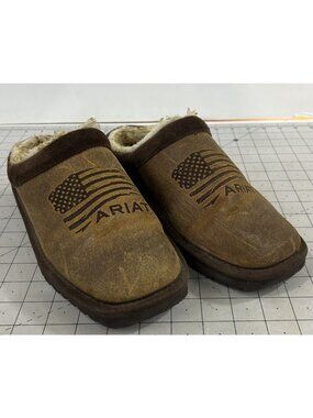 Ariat Men’s Brown Leather Sherpa-Lined Slippers Size 8 American Flag Design